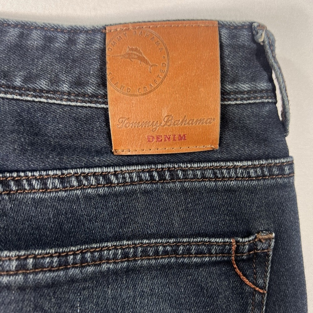 Tommy Bahama jeans mens 36x34 blue denim standard fit straight leg dark wash